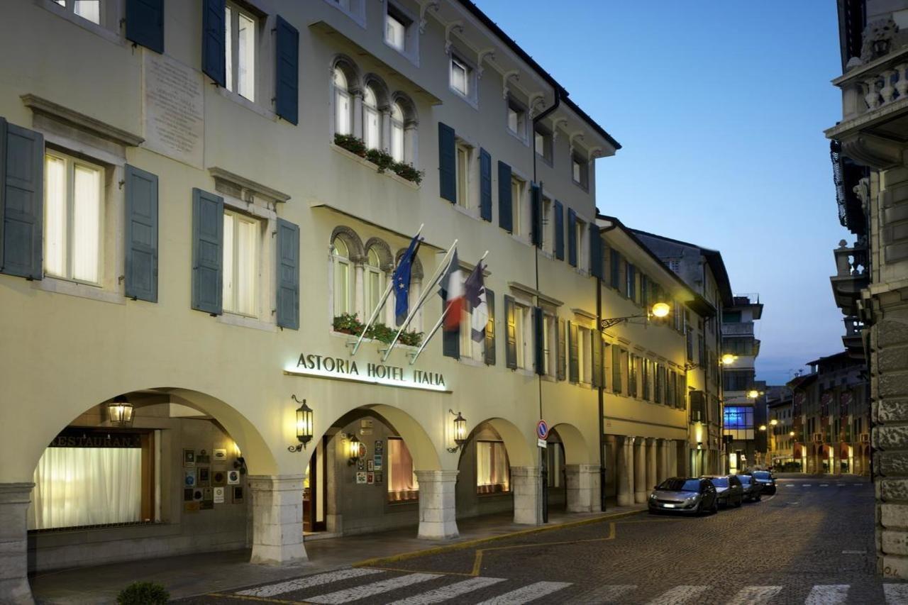 Astoria Hotel Italia Удине Экстерьер фото